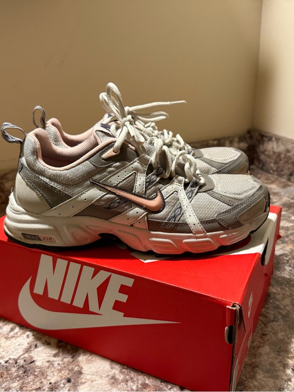 Nike Women's Chunky Trainer Sneakers in Light Gray with Pink Swoosh